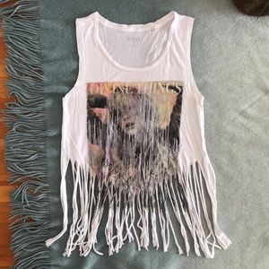 Guess- cute sleeveless top